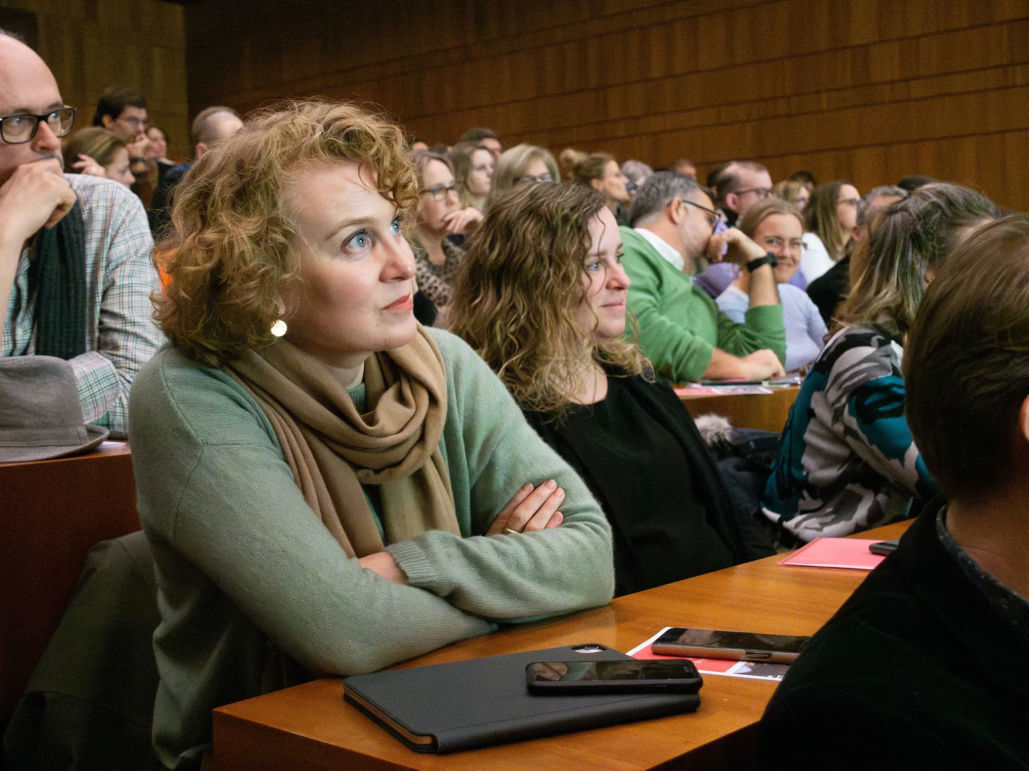 Publikum der Tagung Schulführung