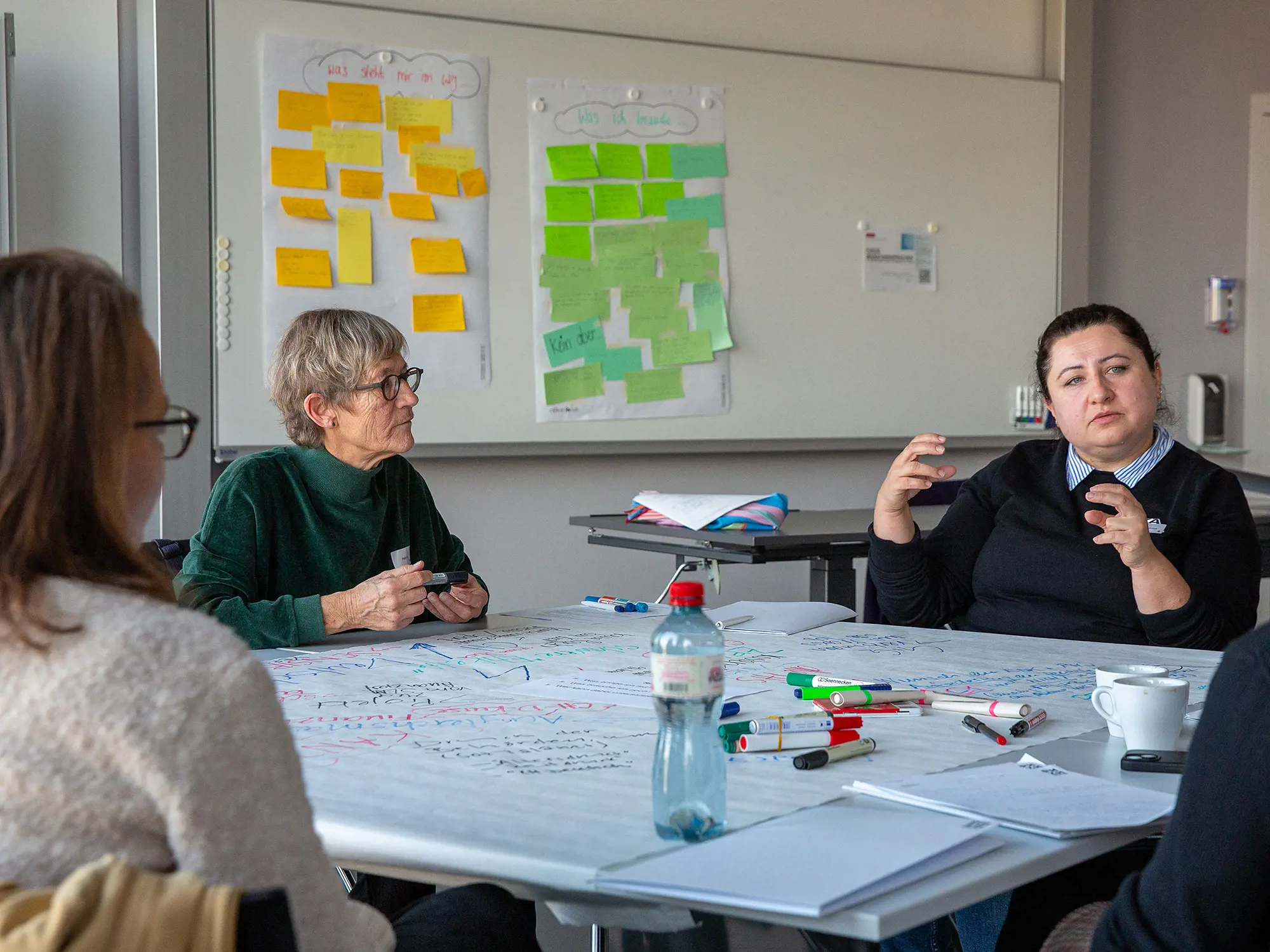 Teachers with refugee backgrounds are actively involved in the development of the project to ensure practical implementation.